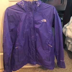 Women’s north face rain jacket